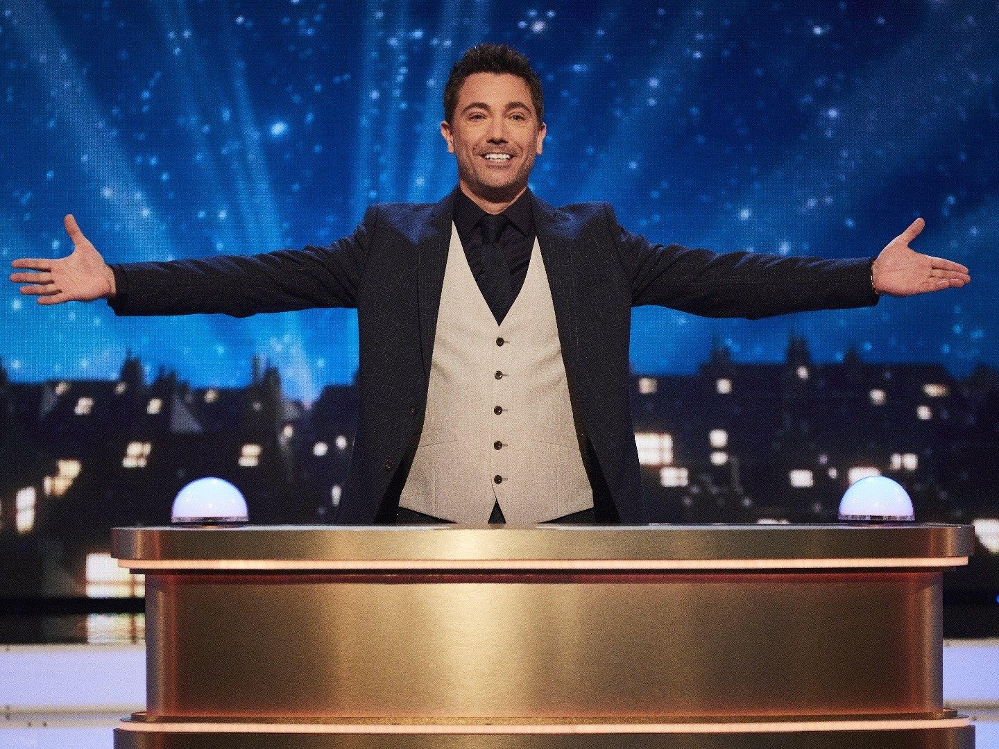 Family Fortunes S2E16 7 May 2023 on ITV