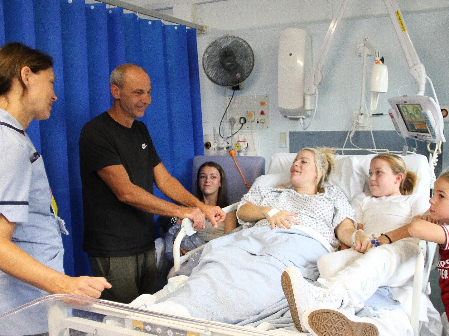 Emma Willis: Delivering Babies 10/11/22 S3E8 on W