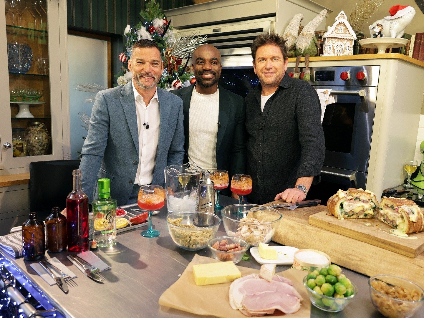 James Martin's Christmas Day 25 December 2022 on ITV 1 James Martin’s Christmas Day 25 December 2022 on ITV