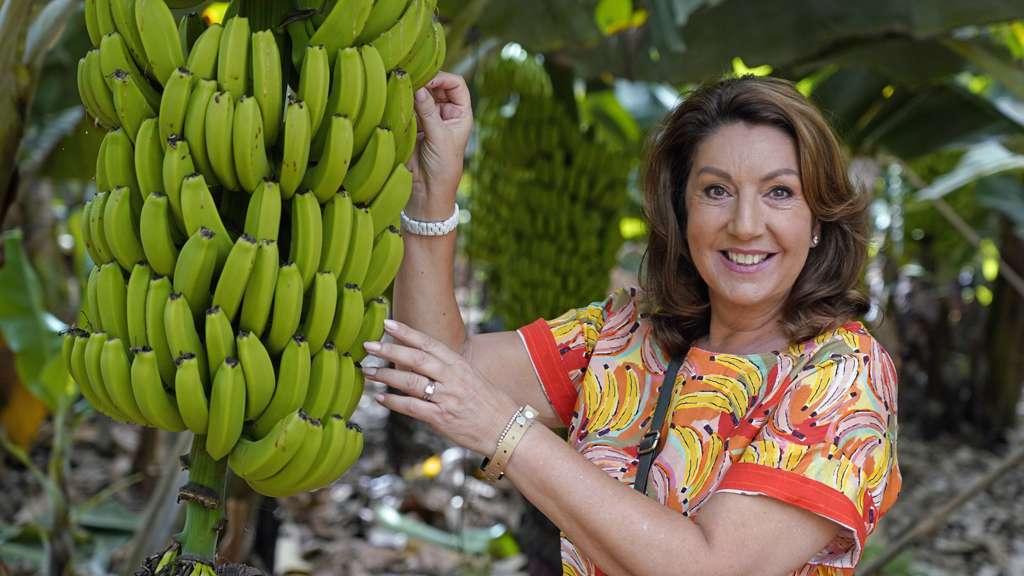 The Canary Islands with Jane McDonald  23 June 2024 on Channel 5