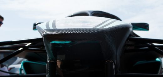 p24047039 b v13 aa 1