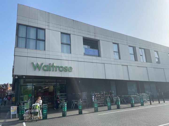 Waitrose: Britain's Poshest Supermarket 16 November 2023 on Channel 5 1 Waitrose: Britain’s Poshest Supermarket 16 November 2023 on Channel 5