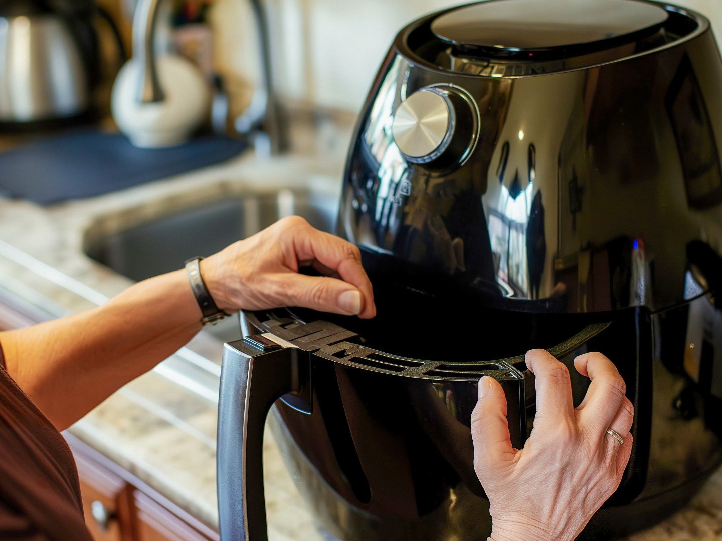 Air Fryers Made Easy  19 December 2024 on Channel 5