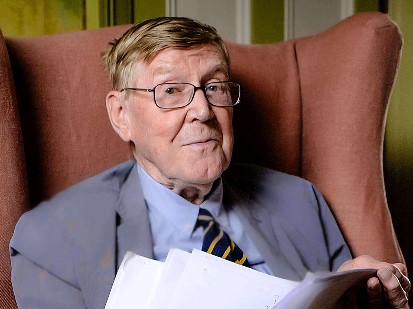 Alan Bennett: 90 Years On 13 December 2024 on BBC Two 1 Alan Bennett: 90 Years On 13 December 2024 on BBC Two