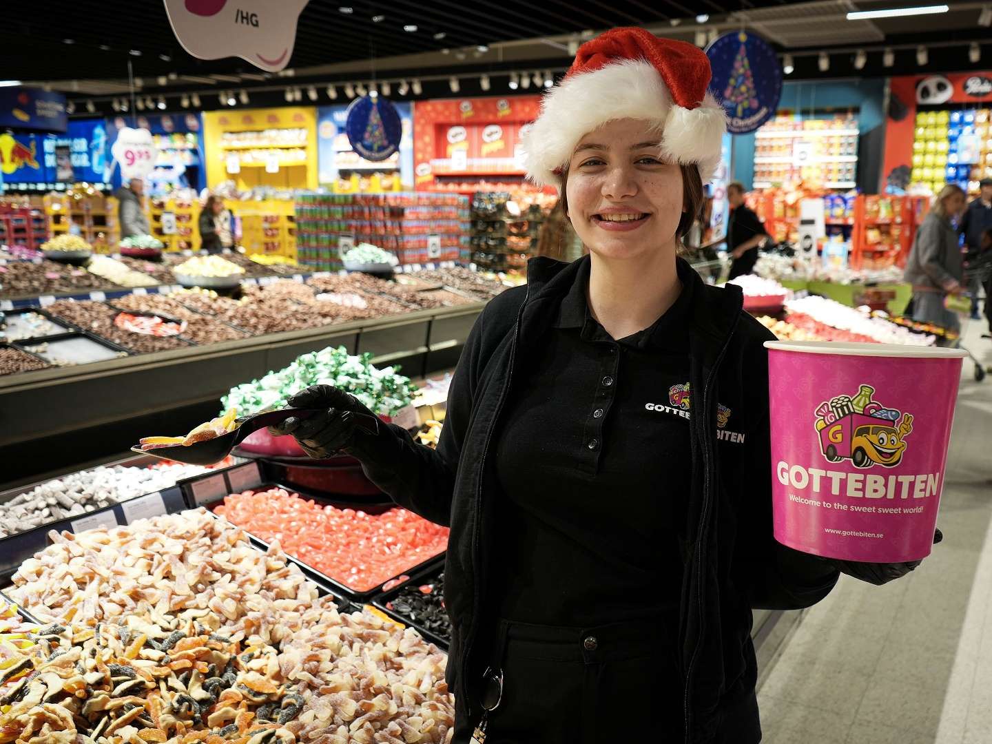 Christmas at the Biggest Sweet Shop in the World 26 December 2024 on Channel 5 1 Christmas at the Biggest Sweet Shop in the World 26 December 2024 on Channel 5