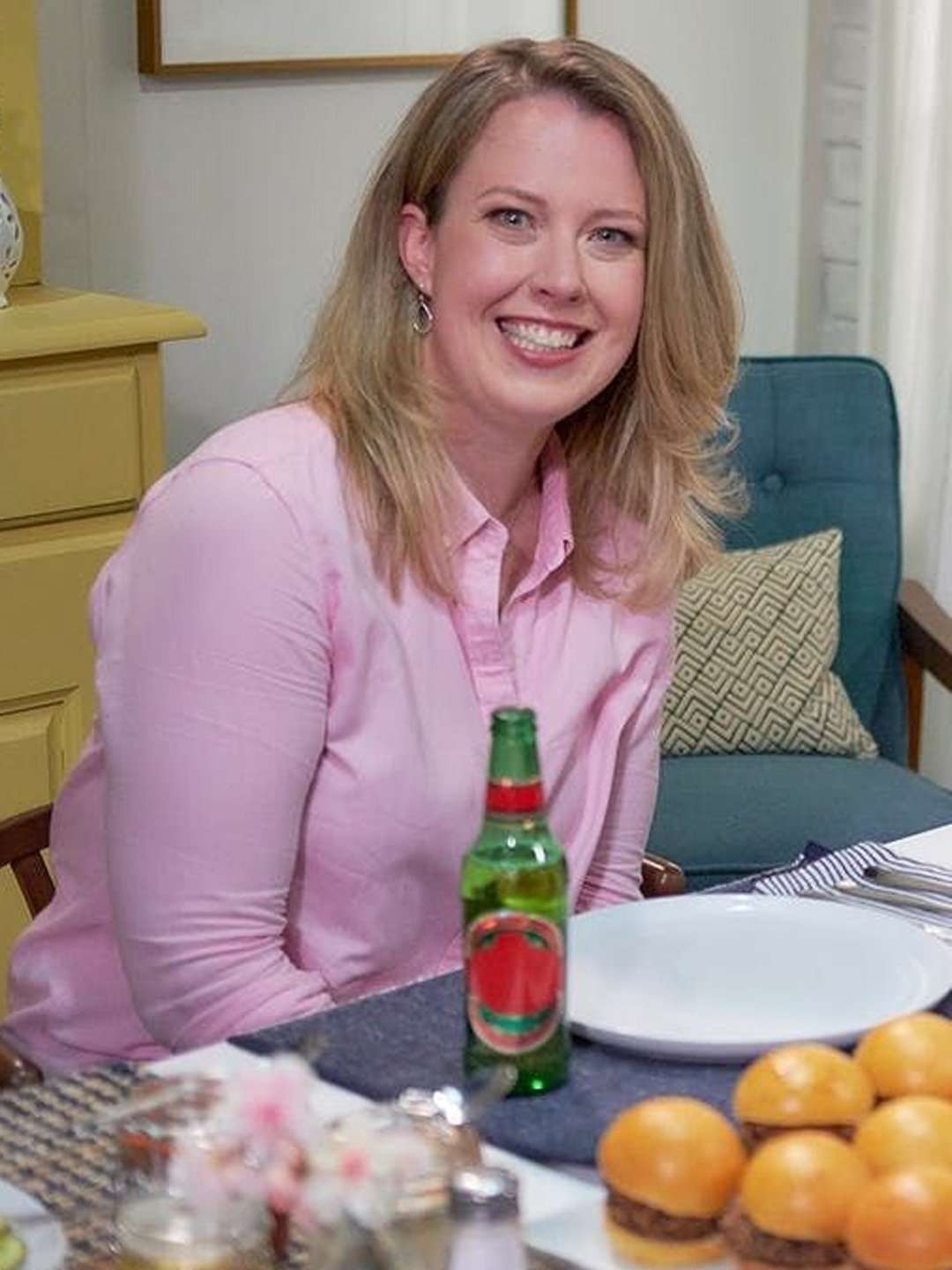 Mary’s Kitchen Crush “Raising the Bar” S1E21 February 10 2025 on AXS TV