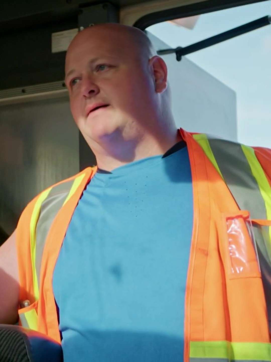 East Harbour Heroes “Red Fish, Blue Fish” S1E4 November 22 2025 on Discovery