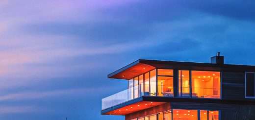 Oceanfront Property Hunt Season 2 Episode 1 "Yaz and Jamie"