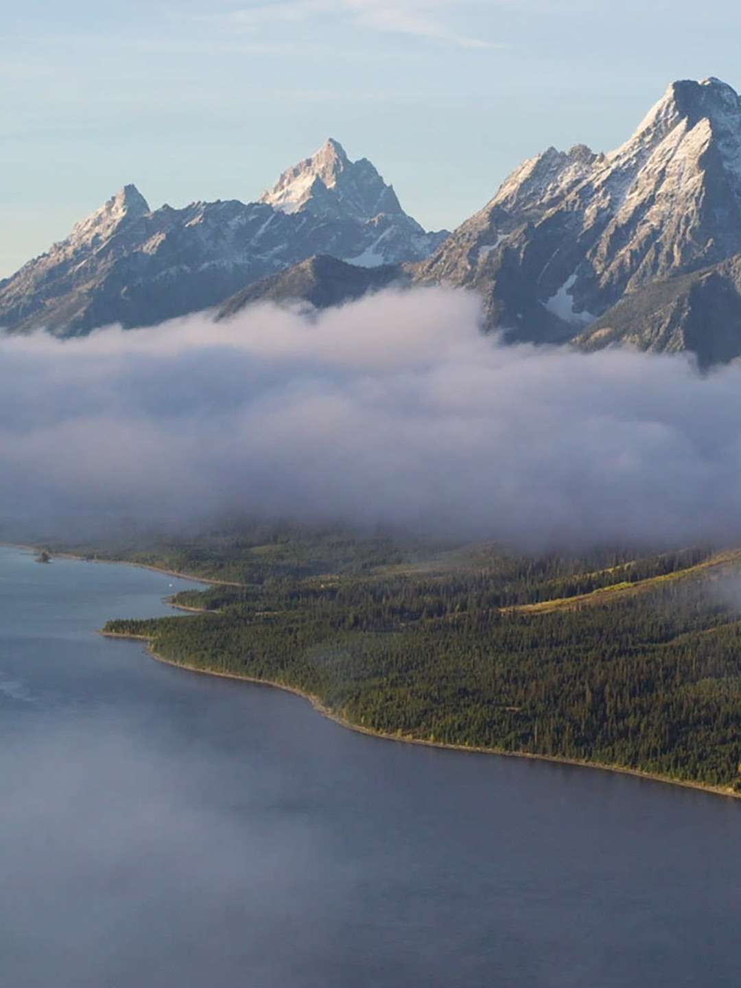 Saving Yellowstone, with Dennis Quaid “In the Valley” S1E2 December 3 2025 on Animal Planet