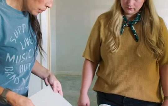 Mini Reni Season 1 Episode 8 "Old World Character Created on a Budget for His and Hers Home Offices"